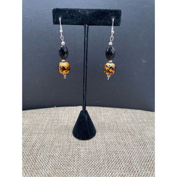 Vintage Lampwork Earrings Light Orange Black Swirls Glass Dangling Beaded Grandm - Picture 1 of 8